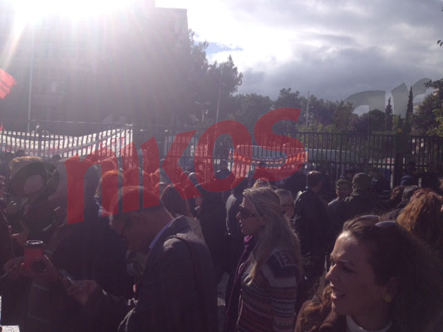 ΤΩΡΑ-Εικόνες από το ραδιομέγαρο της ΕΡΤ