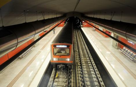 Άνοιξαν οι σταθμοί του μετρό σε Μοναστηράκι-Πανεπιστήμιο
