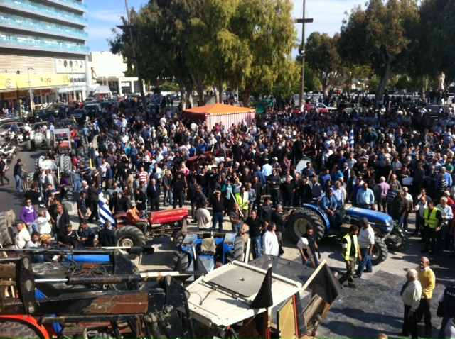 Τραυματισμός αστυνομικών στο δικαστικό μέγαρο