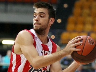 ΒΙΝΤΕΟ-Το buzzer beater του Μάντζαρη