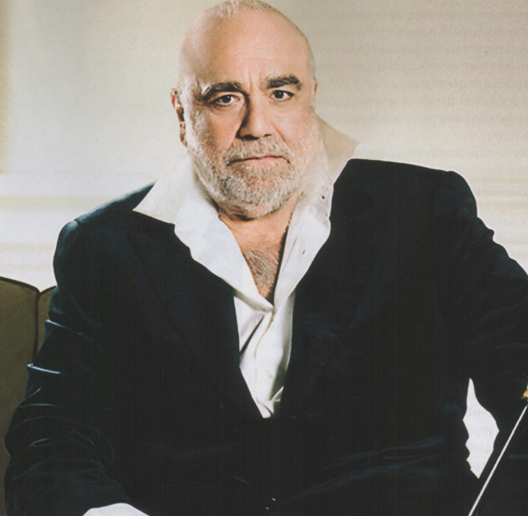 Ντέμης Ρούσσος: Η Ελλάδα με στενοχωρεί και με τσαντίζει