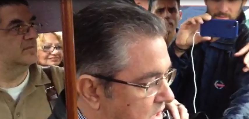 ΒΙΝΤΕΟ-Στην Ομόνοια ο Κουτσούμπας