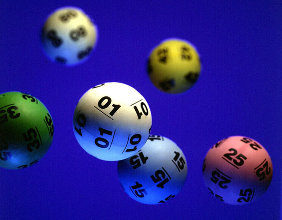 Ο Έλληνας που “πήρε” τα λεφτά από τους Γερμανούς