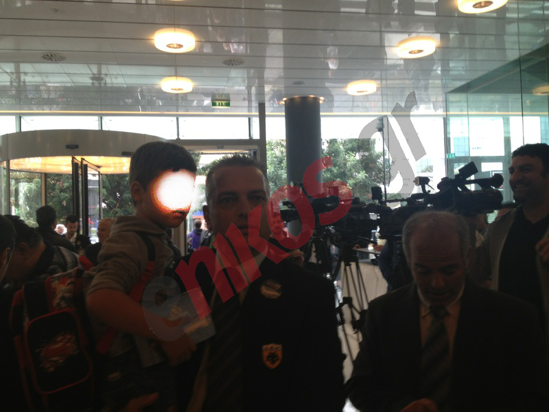 ΦΩΤΟ-Η παρουσίαση του γηπέδου της ΆΕΚ