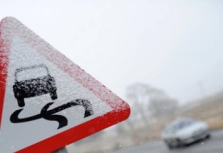 Σύσκεψη για την αντιμετώπιση κινδύνων από χιονοπτώσεις και παγετό