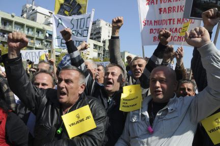 Χωρίς δουλειά 6.000 υπάλληλοι