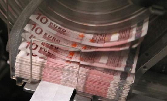 Αιφνιδιαστική μείωση λιανικών πωλήσεων