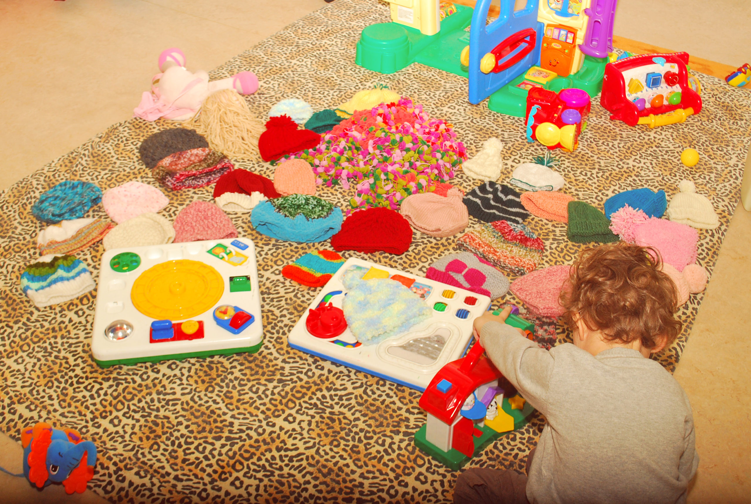 Παιδιά στο ίδρυμα μέχρι οι γονείς “να σταθούν στα πόδια τους”