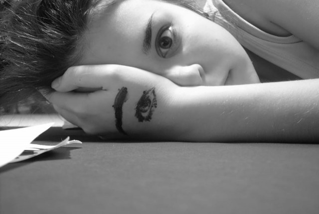 Τα συμπτώματα της κατάθλιψης σε κάθε ηλικία