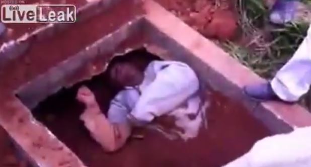 ΒΙΝΤΕΟ-Τον έθαψαν ζωντανό