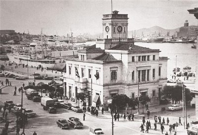 Ξαναχτίζεται το Ρολόι του Πειραιά