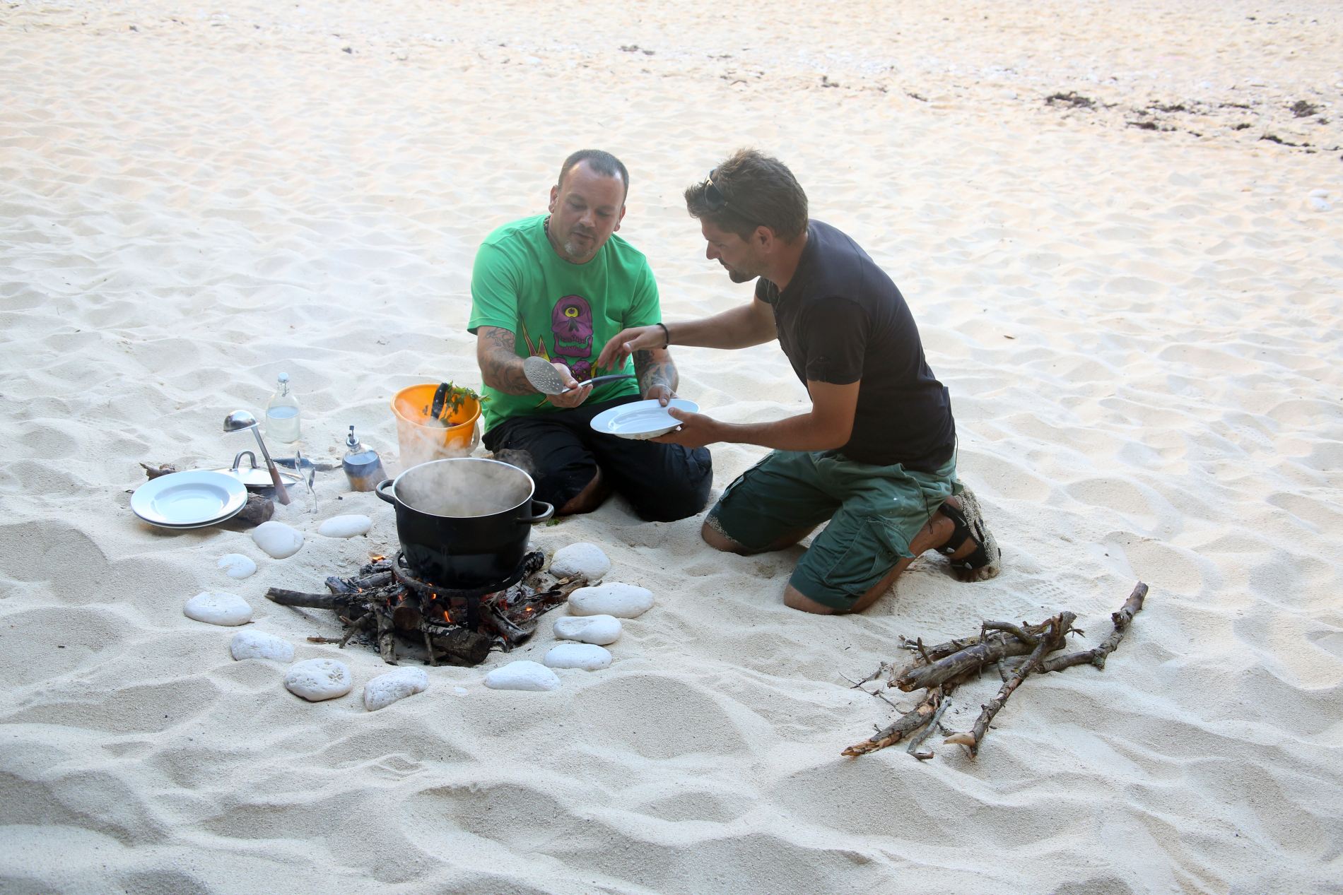 Η νέα εκπομπή του Σκαρμούτσου