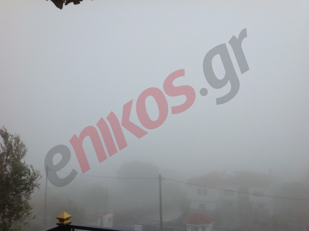 ΦΩΤΟ-Πυκνή ομίχλη στη Βαρυμπόμπη