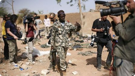 Απήγαγαν δύο δημοσιογράφους