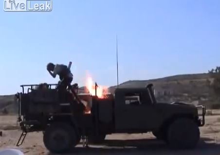 ΒΙΝΤΕΟ-Έριξαν όλμο στο… τζιπ τους