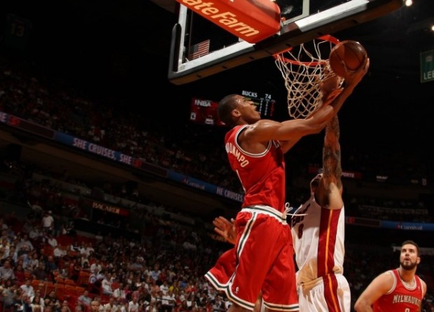 ΒΙΝΤΕΟ-Ο Αντετοκούνμπο κόντρα στον Λεμπρόν