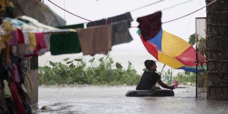 Διπλασιάστηκαν τα θύματα του τυφώνα