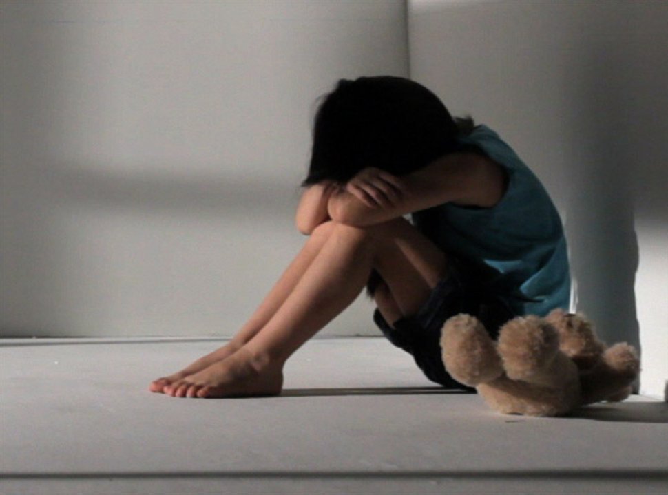 Συγκλονιστικά στοιχεία για την κακοποίηση των παιδιών