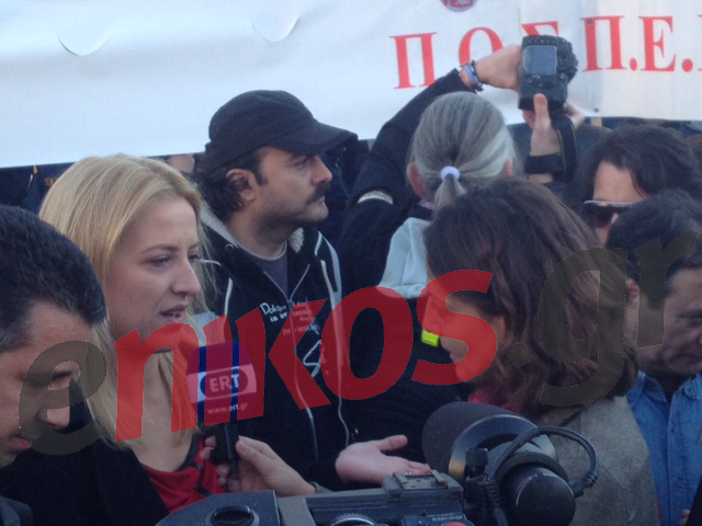 ΤΩΡΑ-ΦΩΤΟ: Η Δούρου στο Ραδιομέγαρο