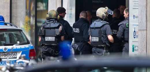 Φρίκη με κομμένα κεφάλια χοίρων