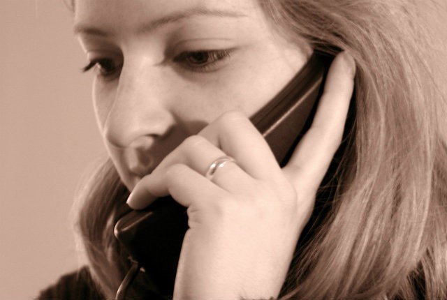 Γιατί δεν μου τηλεφωνεί;