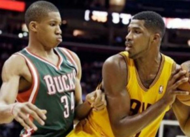 ΒΙΝΤΕΟ-Το 1ο κάρφωμα του Αντετοκούνμπο