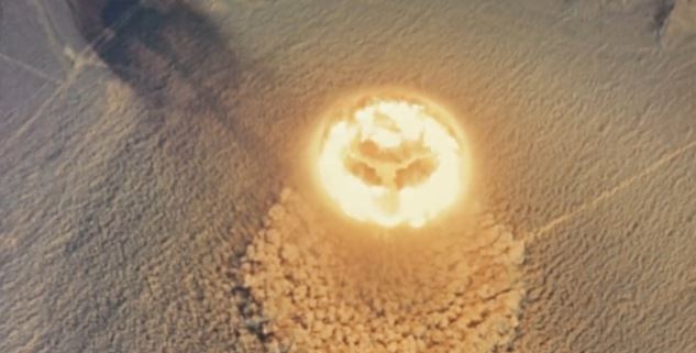 ΒΙΝΤΕΟ-Έκρηξη ατομικής βόμβας από ψηλά