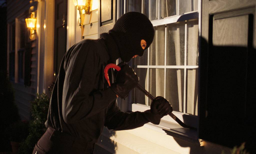 Έκλεψαν χρηματοκιβώτιο