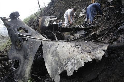 Ρωσία: Νεκροί οι 50 επιβαίνοντες του αεροσκάφους