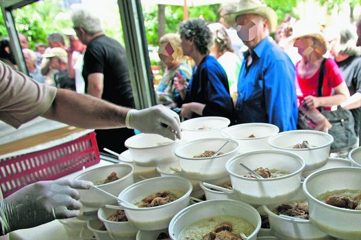 Έρωτας στα χρόνια των συσσιτίων