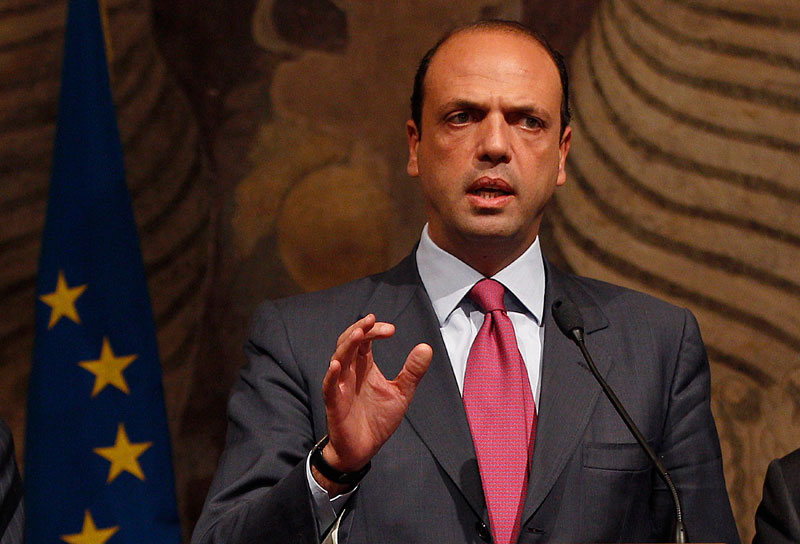 Αλφάνο: Η κυβέρνηση θα παραμείνει σταθερή