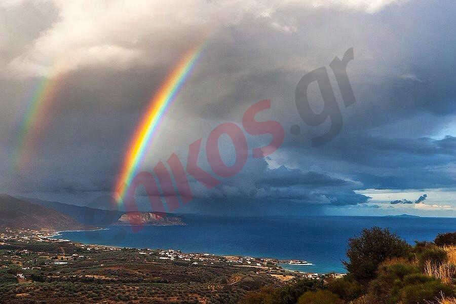 ΦΩΤΟ- Το Ουράνιο τόξο στη Μονεμβασιά