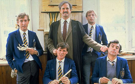 Έξτρα παραστάσεις από τους Monty Python