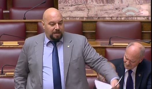 ΒΙΝΤΕΟ-Ο Παναγιώταρος έκανε τον Θεόδωρο Κολοκοτρώνη… Κωνσταντίνο