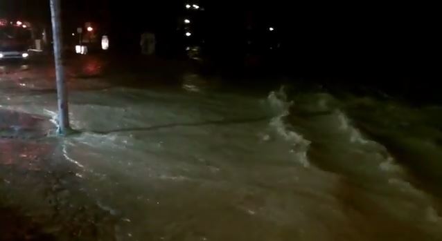 ΒΙΝΤΕΟ-Η πλημμύρα στο Καματερό