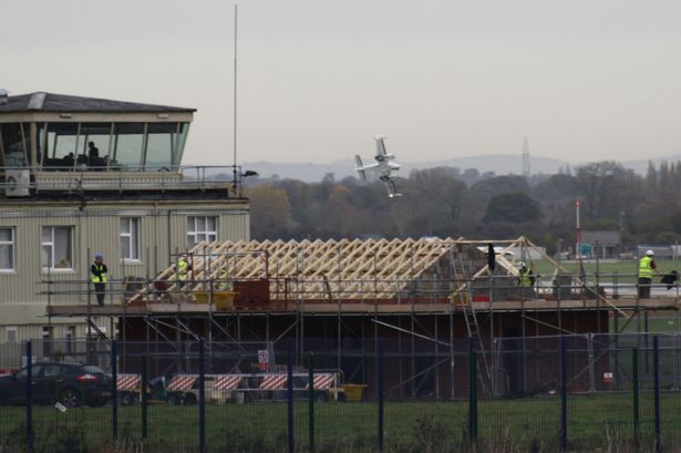 ΦΩΤΟ-Δραματικές εικόνες από πτώση αεροσκάφους