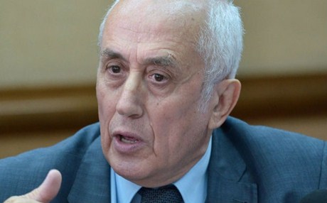 Τα “καρφιά” του Ρουπακιώτη