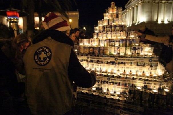 Φτιάχνουμε ένα δέντρο από… γάλα