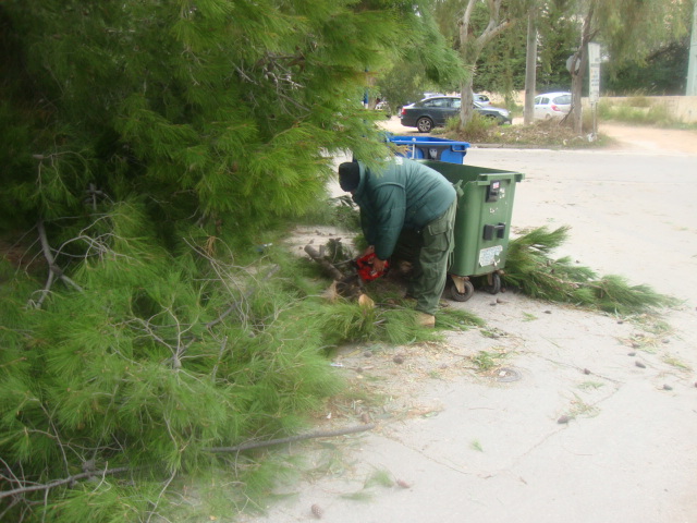 ΦΩΤΟ-Προβλήματα στους δρόμους του Αμαρουσίου