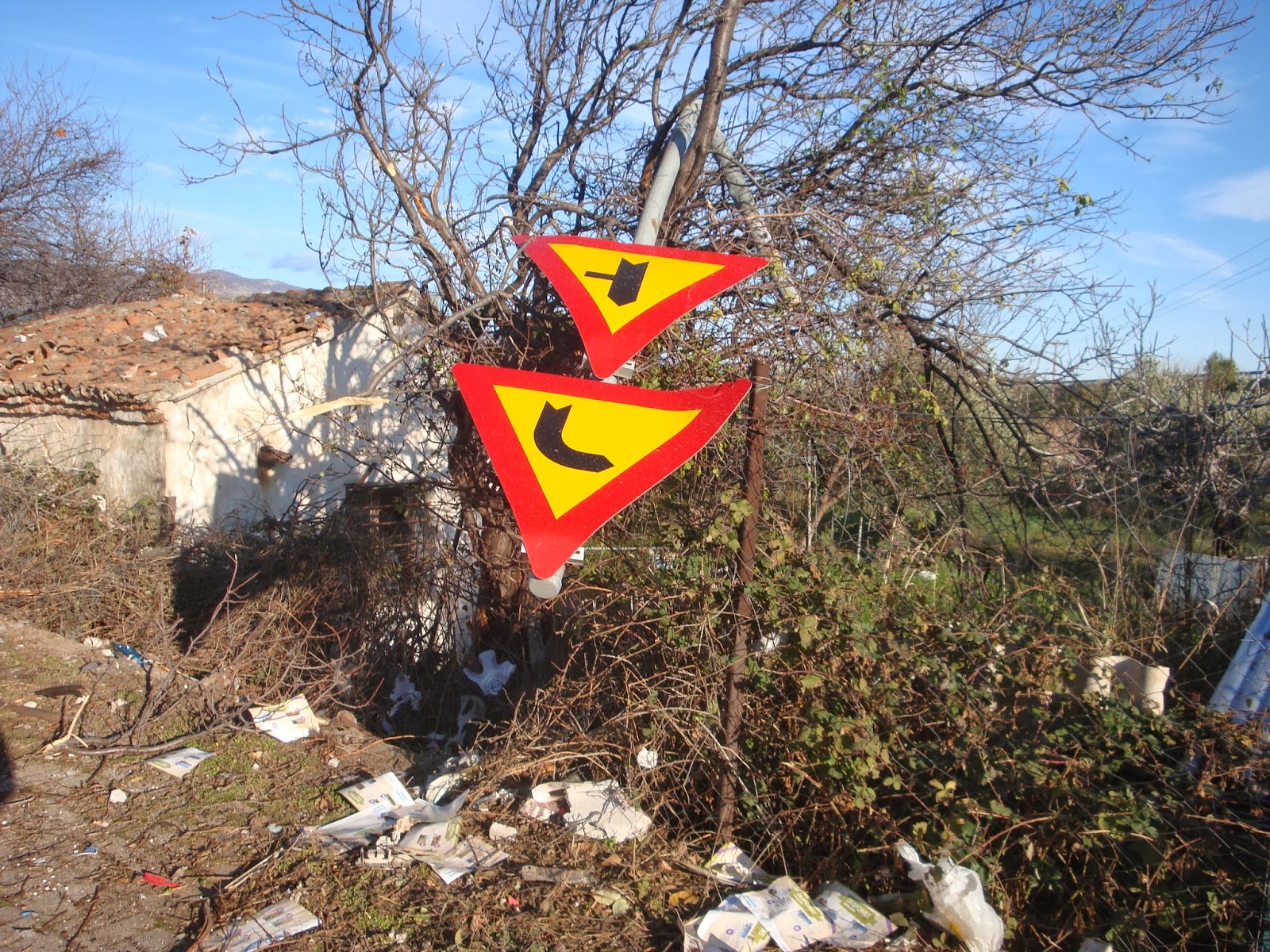 ΦΩΤΟ-Με το ιχ στο φράχτη