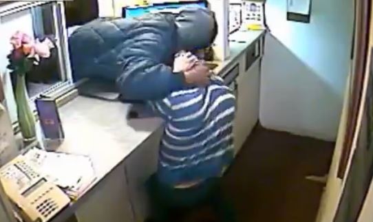 ΒΙΝΤΕΟ-Ληστής κασκαντέρ