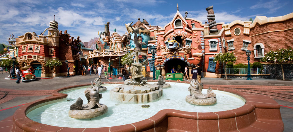 Έλληνες θα προσλάβει η Disneyland στο Παρίσι