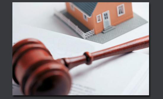 Ρύθμιση-«γέφυρα» για τους πλειστηριασμούς