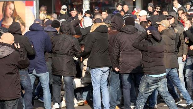 Βγήκαν μαχαίρια στο Μιλάνο