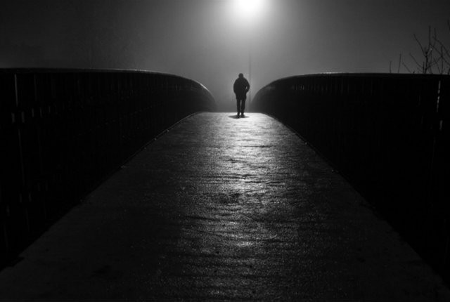 Μοναξιά: Γιατί κανείς δεν μπορεί να με καταλάβει;