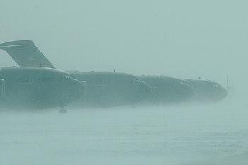 Χιονιάς ακύρωσε 1.000 πτήσεις στις ΗΠΑ