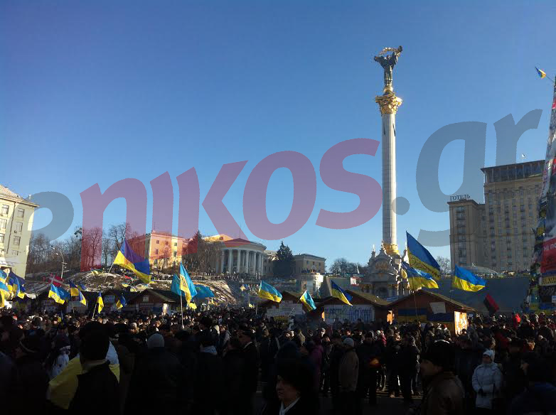 Μαζικές διαδηλώσεις στο Κίεβο