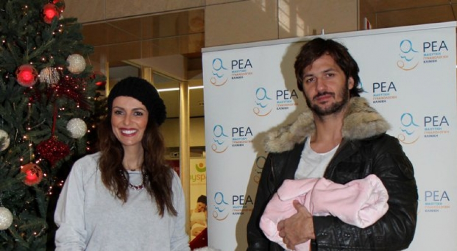 ΦΩΤΟ-Η Μαγγίρα με τη νεογέννητη κόρη της