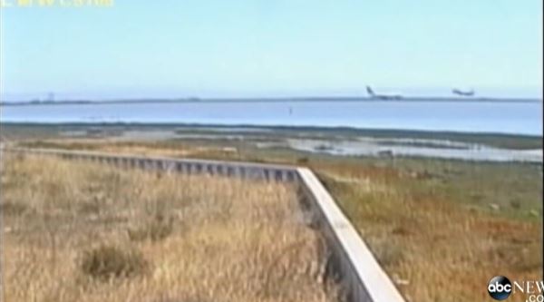 ΒΙΝΤΕΟ-Καρέ καρέ η συντριβή του Boeing στο Σαν Φρανσίσκο