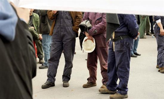 Καταρρέει η κοινωνική ασφάλιση